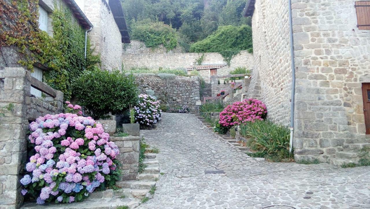 Les Soleillas pour votre zen'ittude Chalencon Extérieur photo