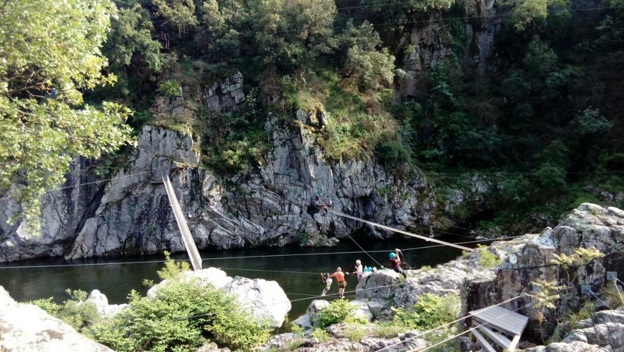 Les Soleillas pour votre zen'ittude Chalencon Extérieur photo